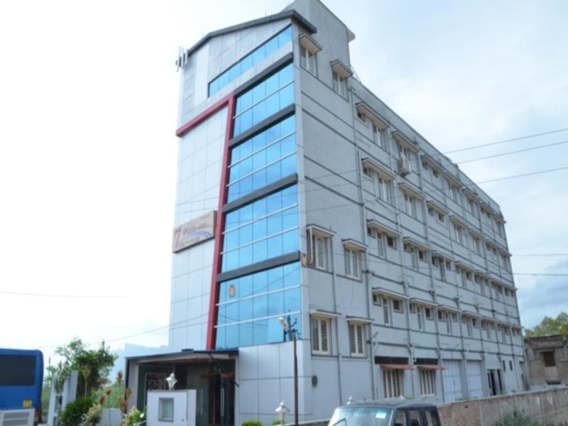 7 Hills Inn Tirupati Kültér fotó
